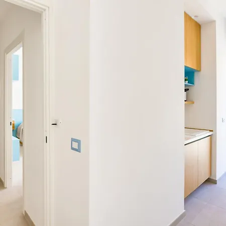 Brombeis Double Bedroom Center By Napoliapartments Appartement