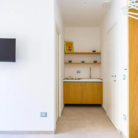 Brombeis Double Bedroom Center By Napoliapartments * Naples