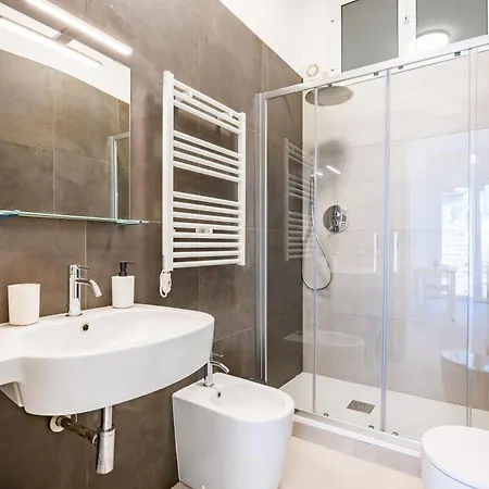 Appartement Brombeis Double Bedroom Center By Napoliapartments *