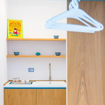 Brombeis Double Bedroom Center By Napoliapartments Naples